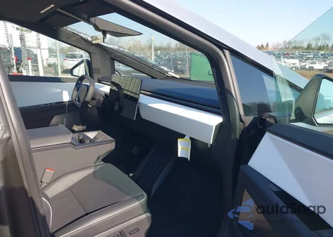 2026 Tesla Cybertruck All-Wheel Drive z USA, uszkodzony, nr VIN 7G2CEHED4TA089855